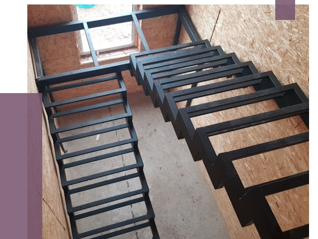 Демонтаж лестниц на металлокаркасе в Георгиевске от 7421 руб. за м²