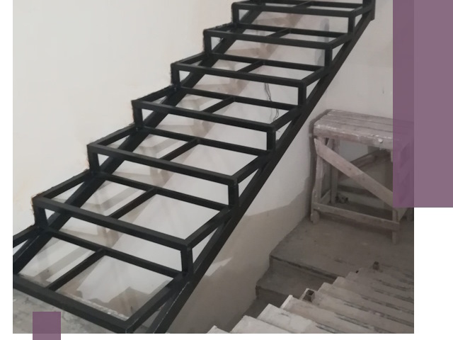 Демонтаж лестниц на металлокаркасе в Георгиевске: быстрый вывоз и разбор