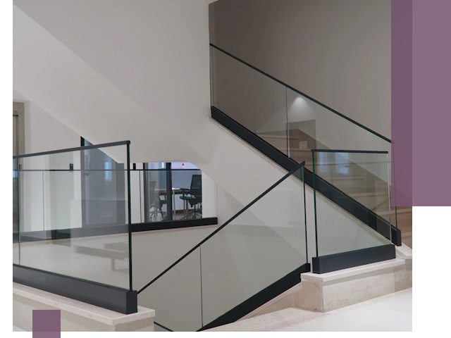 Стеклянные перила премиум-класса с установкой в Георгиевске