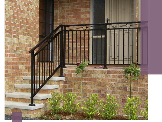 Уличные перила из металла под ключ в Георгиевске
