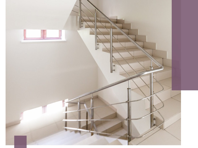 Установка и замена перил в подъезде в Георгиевске