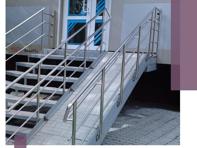 Пандус на крыльцо под ключ в Георгиевске: монтаж и изготовление