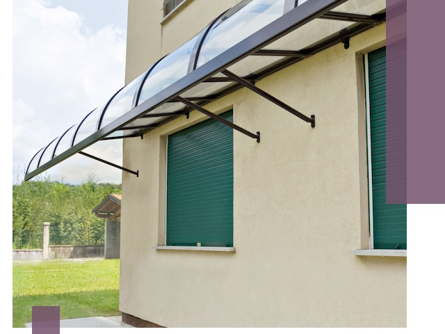 Козырьки над окнами в Георгиевске — изготовление и монтаж по выгоде