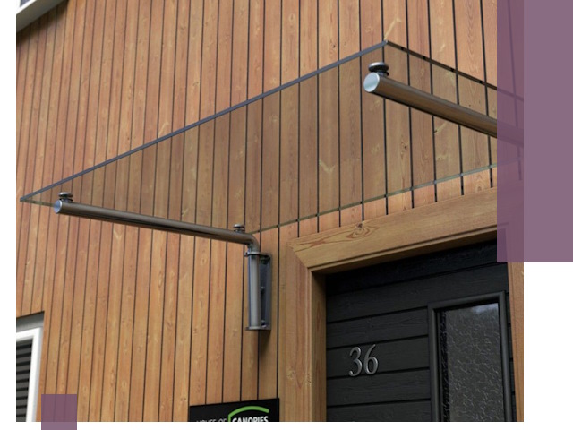 Стеклянные козырьки на входы и фасады в Георгиевске